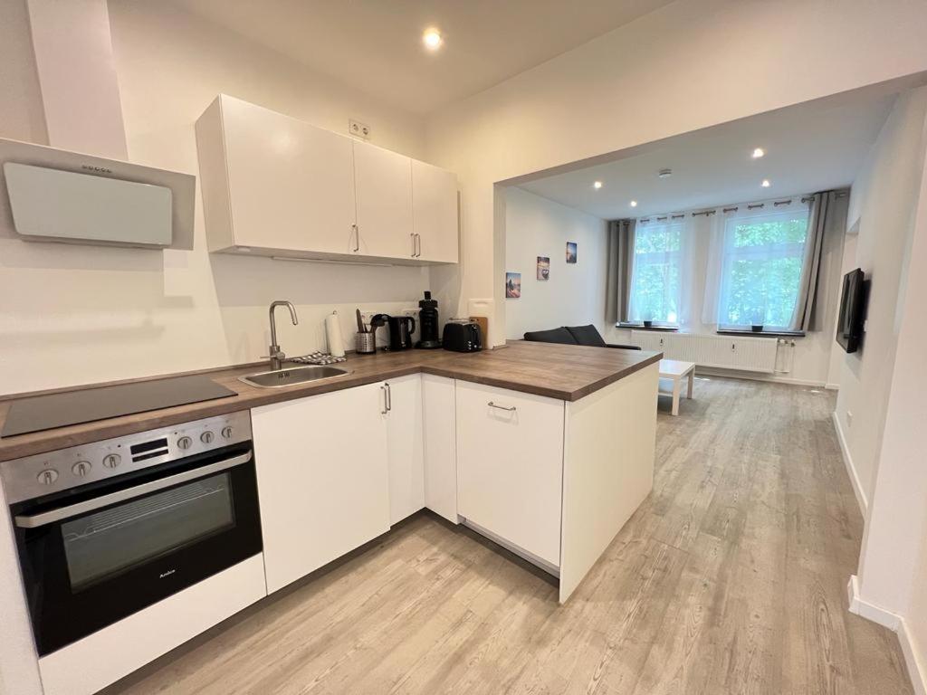 Zentrale und schöne Ferienwohnung II Lübeck Exterior foto